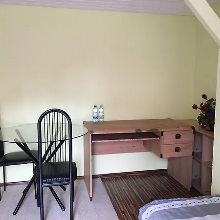 Homestay Pokoje Goscinne Bialy Domek