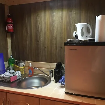 Pokoje Goscinne Bialy Domek Privatunterkunft *